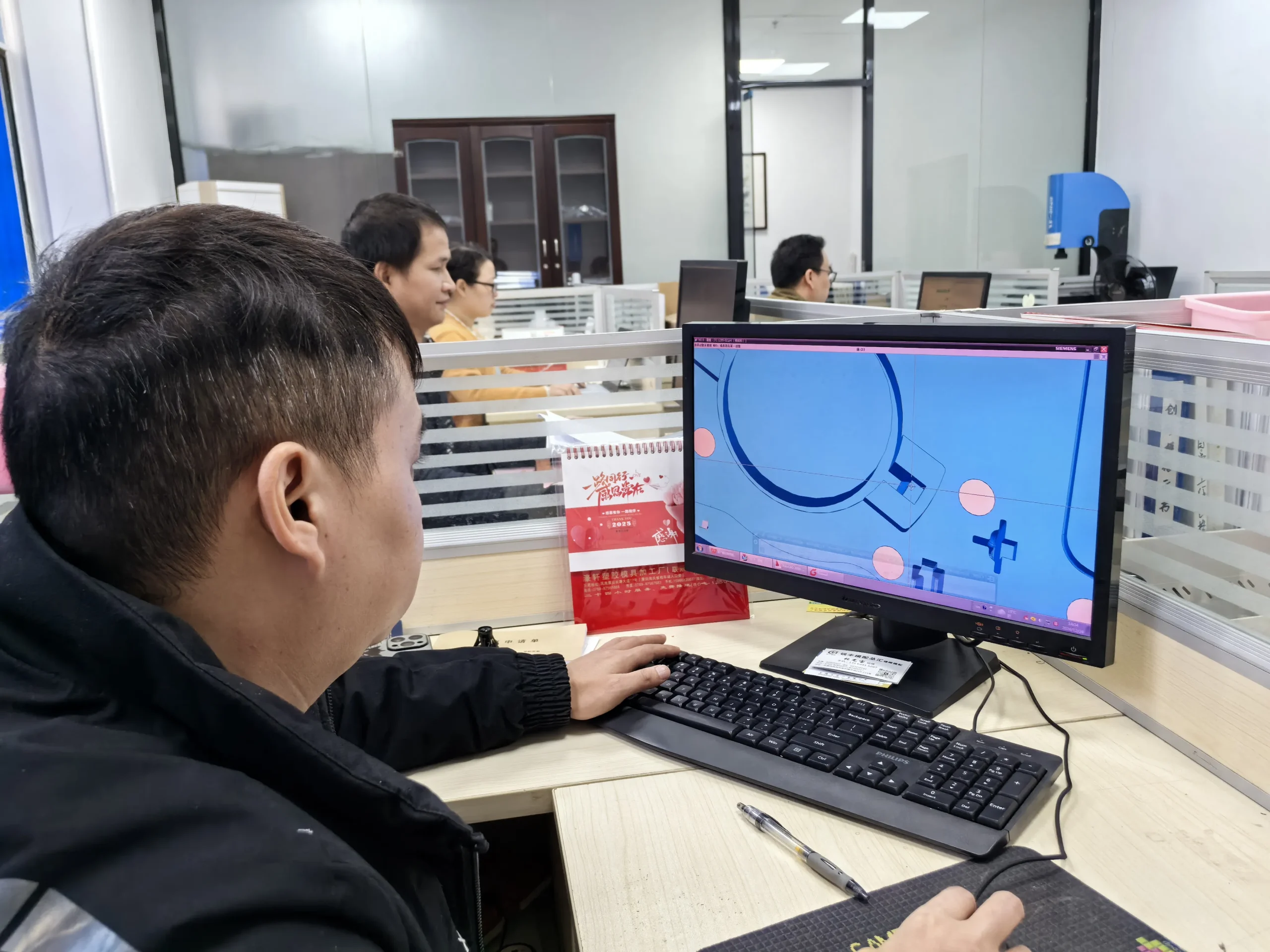 End-to-end product development from concept design to manufacturing