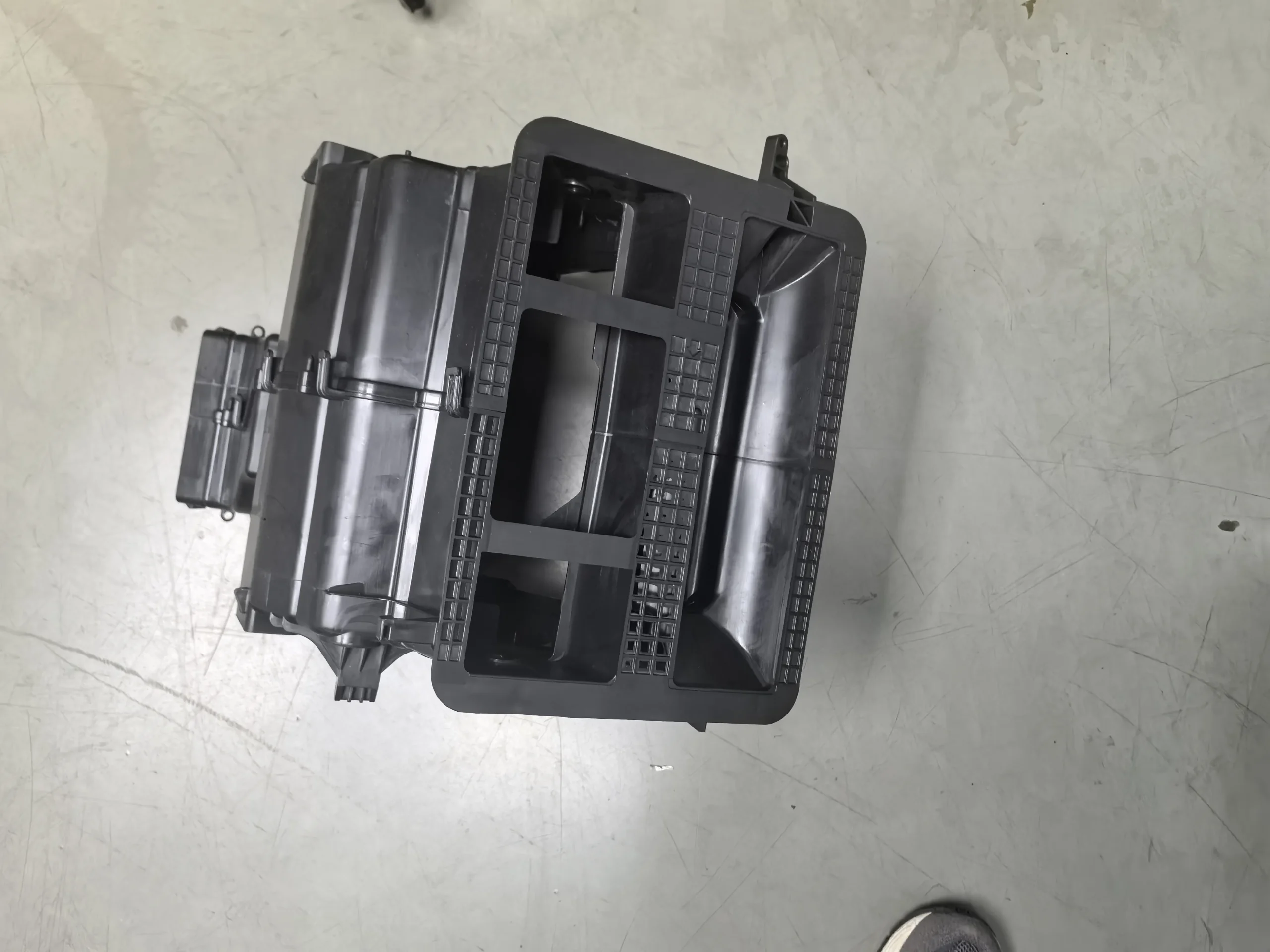 Automotive Class A interior trim injection molding case study
